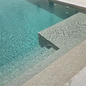 Apartment Zadar, The Florens - Near The With The New Pool & Garden, Bbq And Kids Playground, Zadar
