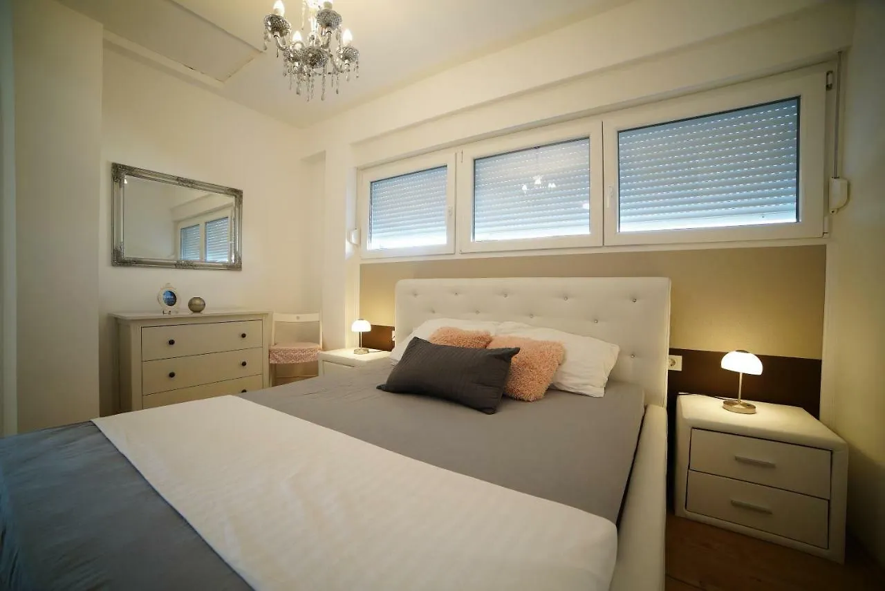 Villa Korona Apartments Zadar