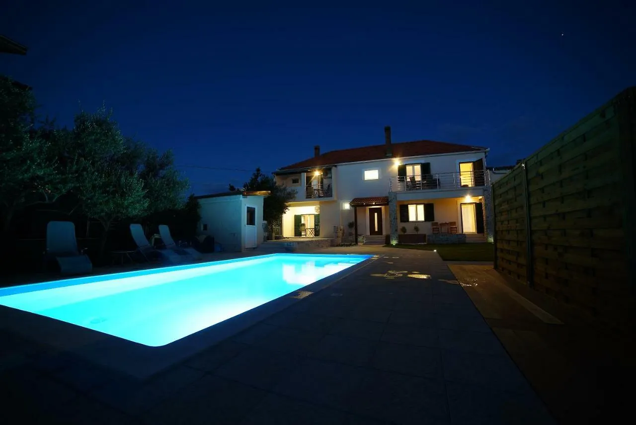 Villa Korona Apartments Zadar